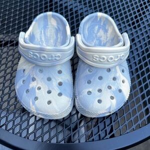 Little Kids Grey Marble Crocs